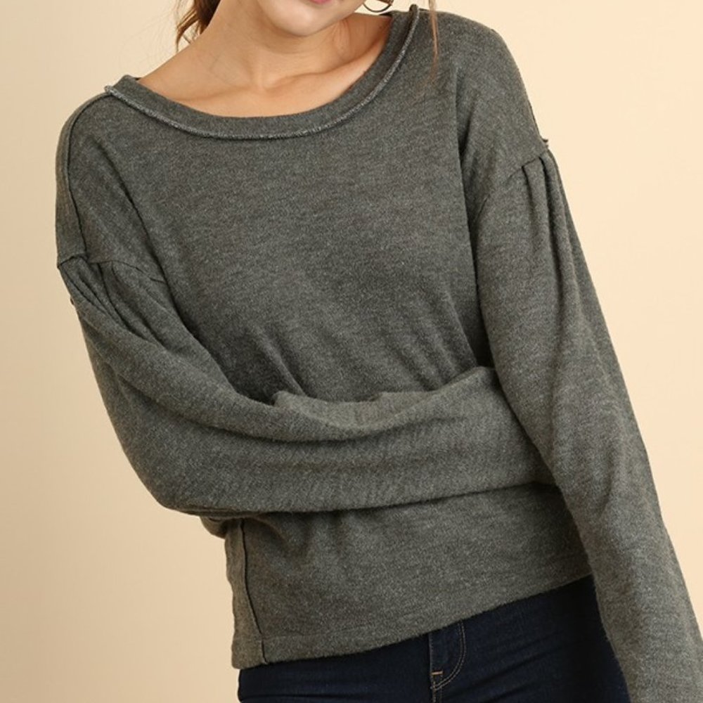 GATHERED LONG SLEEVE SWEATSHIRT/SWEATER W/METALLIC